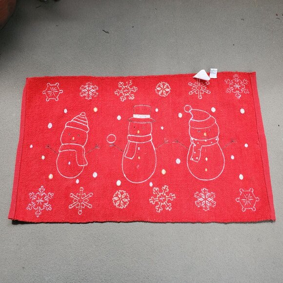 Festive Red Indoor Christmas Rug With Snowman Design And Colorful Snowflakes - Picture 4 of 16